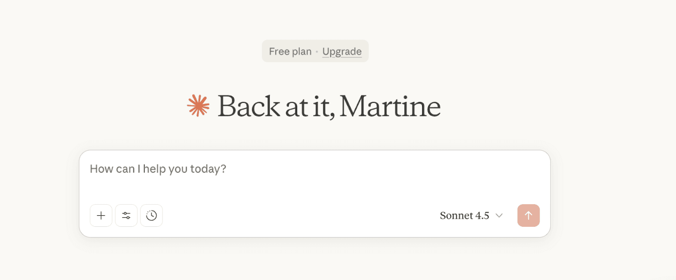 Claude-interface met begroeting ‘Back at it, Martine’ en invoerveld voor een nieuwe prompt